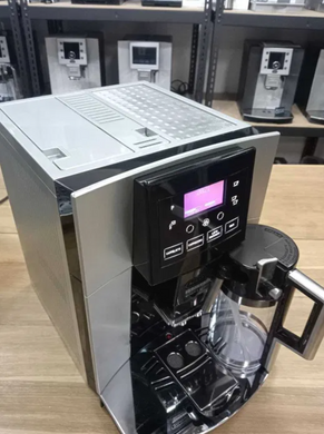 Кофеварка Delonghi ESAM 5600
