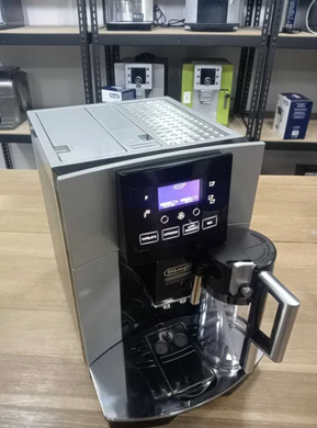 Кавоварка Delonghi ESAM 5700 з гарантією (Б/У)