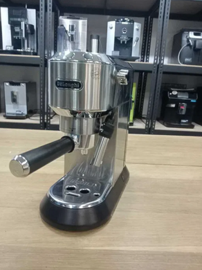 Кавомашина Delonghi EC 685 Bиставковий зразок в коробці Гарантія 1 рік