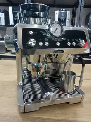 Кавомашина Delonghi EC9355 Виставковий зразок Гарантія 1 рік