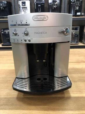 Кавомашина DELONGHI ESAM 3200 Magnifica з гарантією (Б/В)