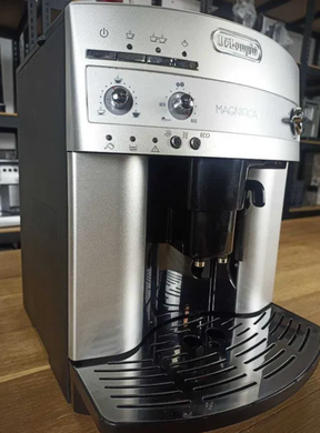 Кавомашина Delonghi ESAM 3200 з гарантією (Б/В)