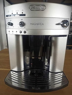 Кавомашина Delonghi ESAM 3200 з гарантією (Б/В)