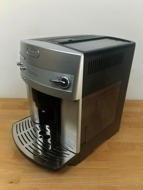 Кавомашина Delonghi ESAM 3200 з гарантією (Б/В)