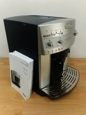 Кавомашина Delonghi ESAM 3200 з гарантією (Б/В)